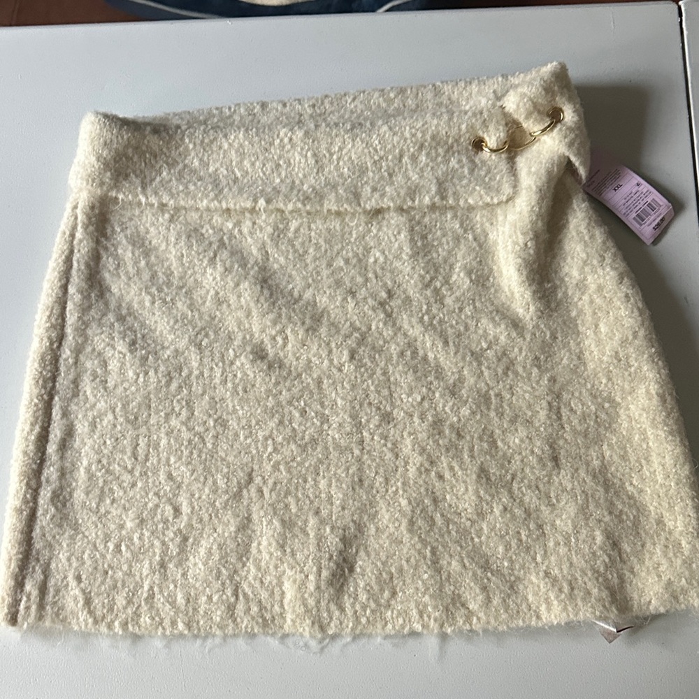 Wild Fable Cream Textured Mini Skirt with Gold Accent